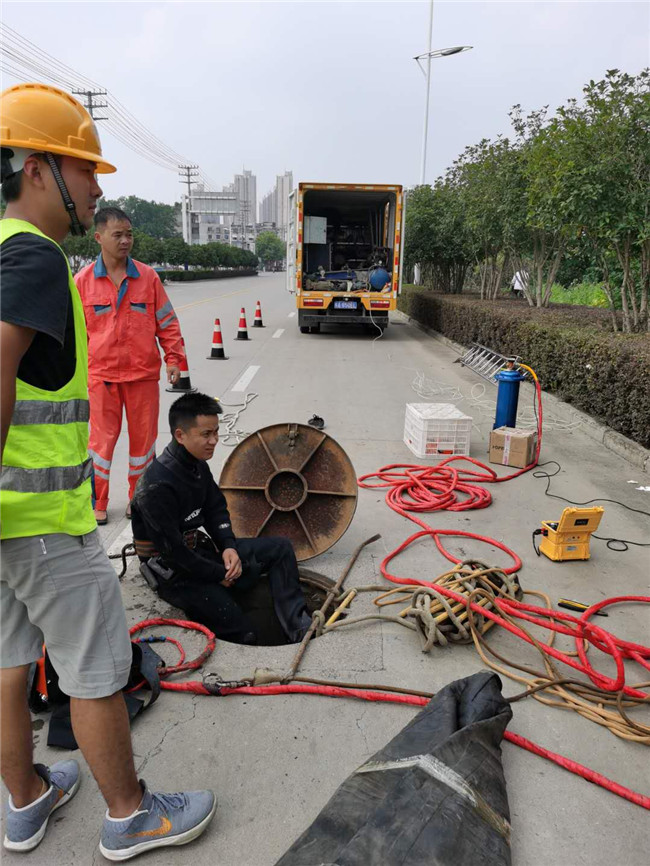 梁山翻衬法管道修复技术主要工序