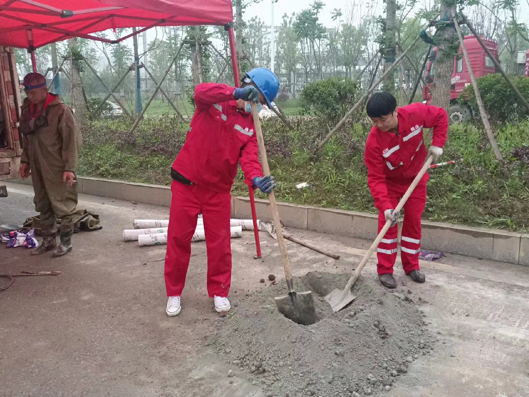 梁山管道疏通哪家好】及时进行市政管道清淤